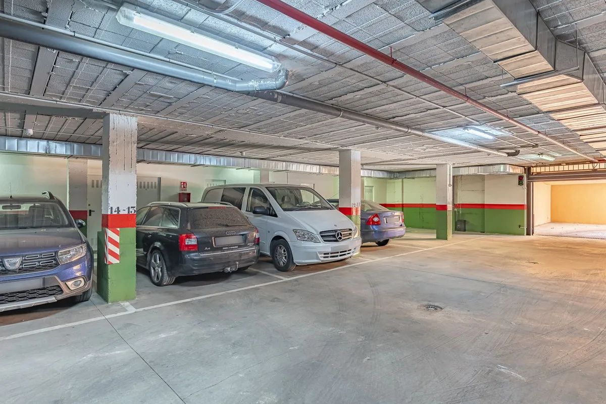 a23e8a3b-45fa-4d50-a0b2-cee9dbbc0cad