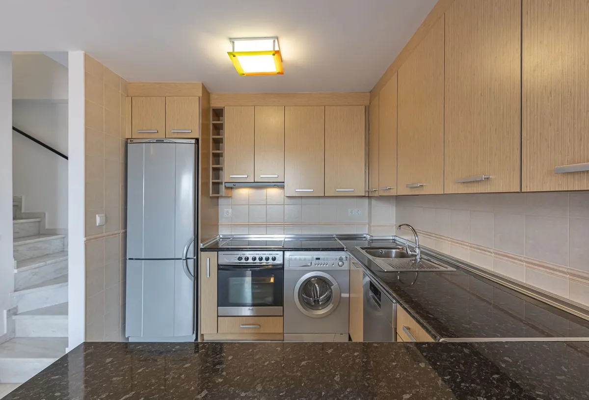 af82ee0b-1b9b-42ee-b716-344ae29460aa