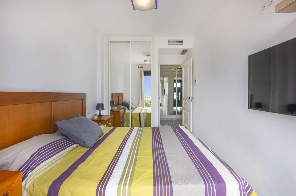 c3497d03-e016-447b-a165-a31bbea2cece