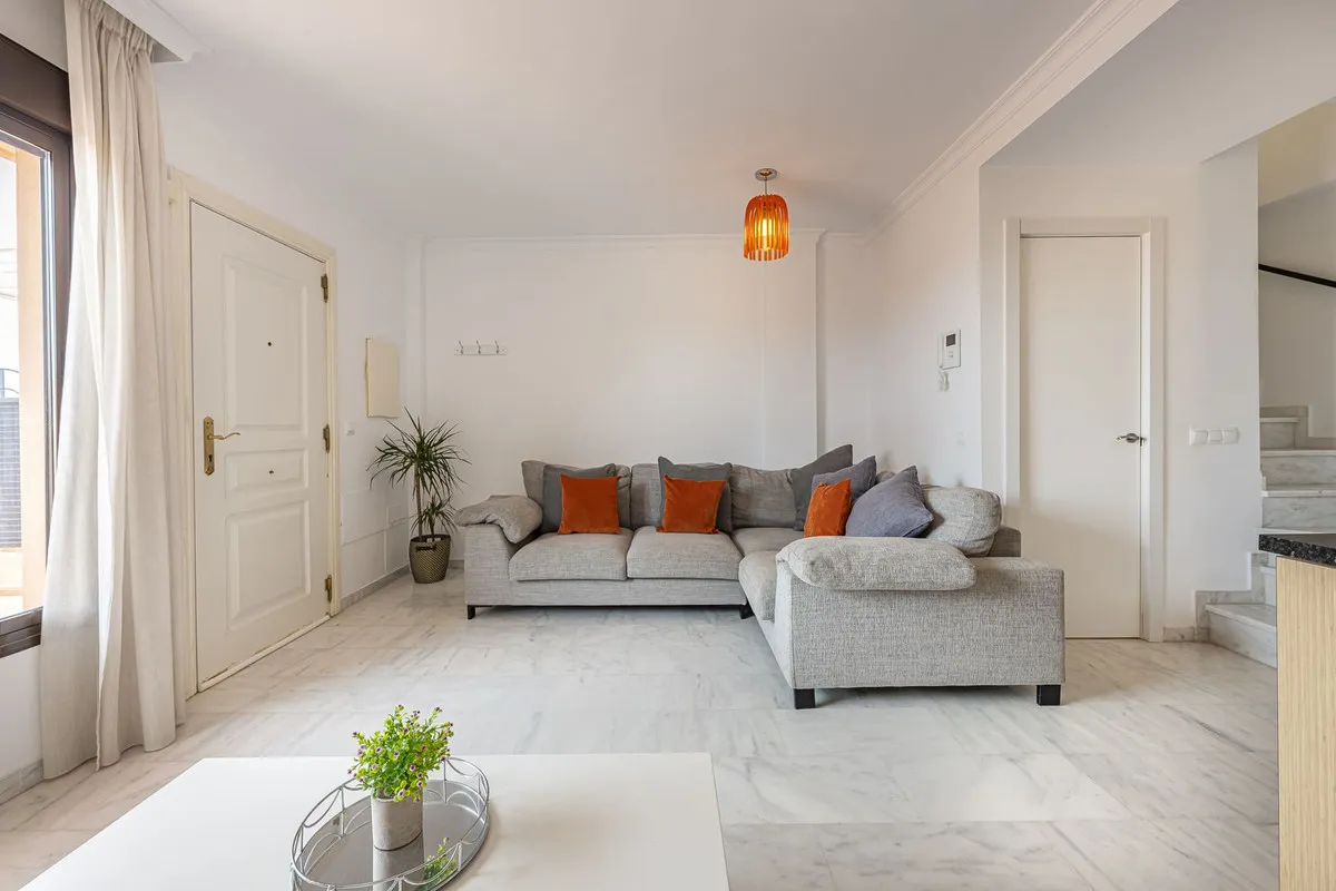 c3fcc2e1-740c-4e54-820e-10e9cee33d63