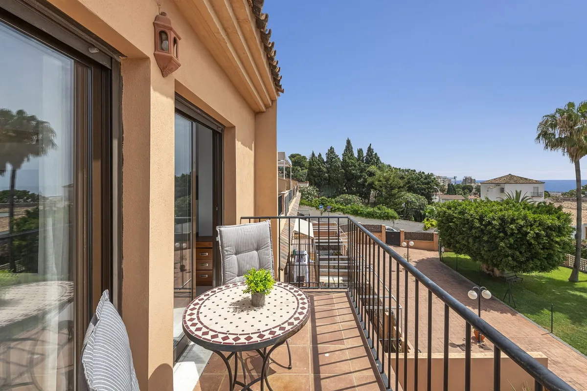 daed699d-7496-409c-a70a-3203b70627b0