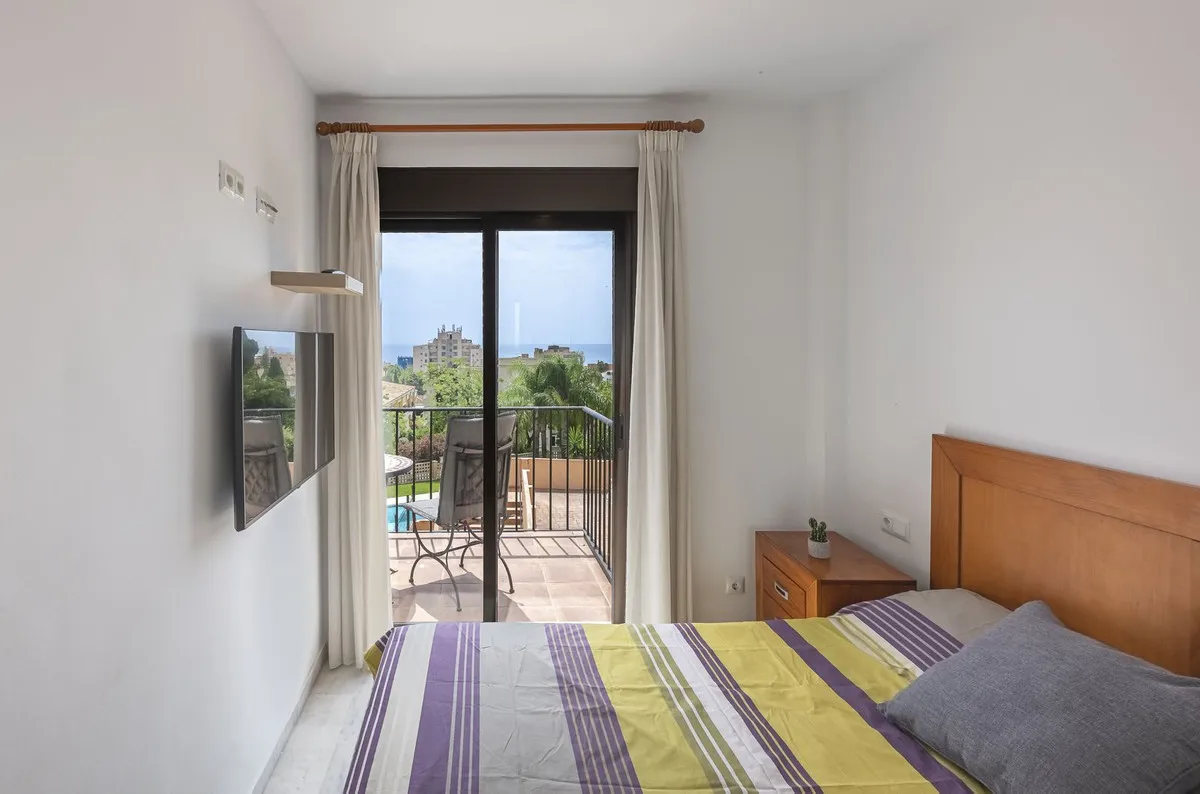 fd188038-8825-4a4a-882f-55f62c001d1b