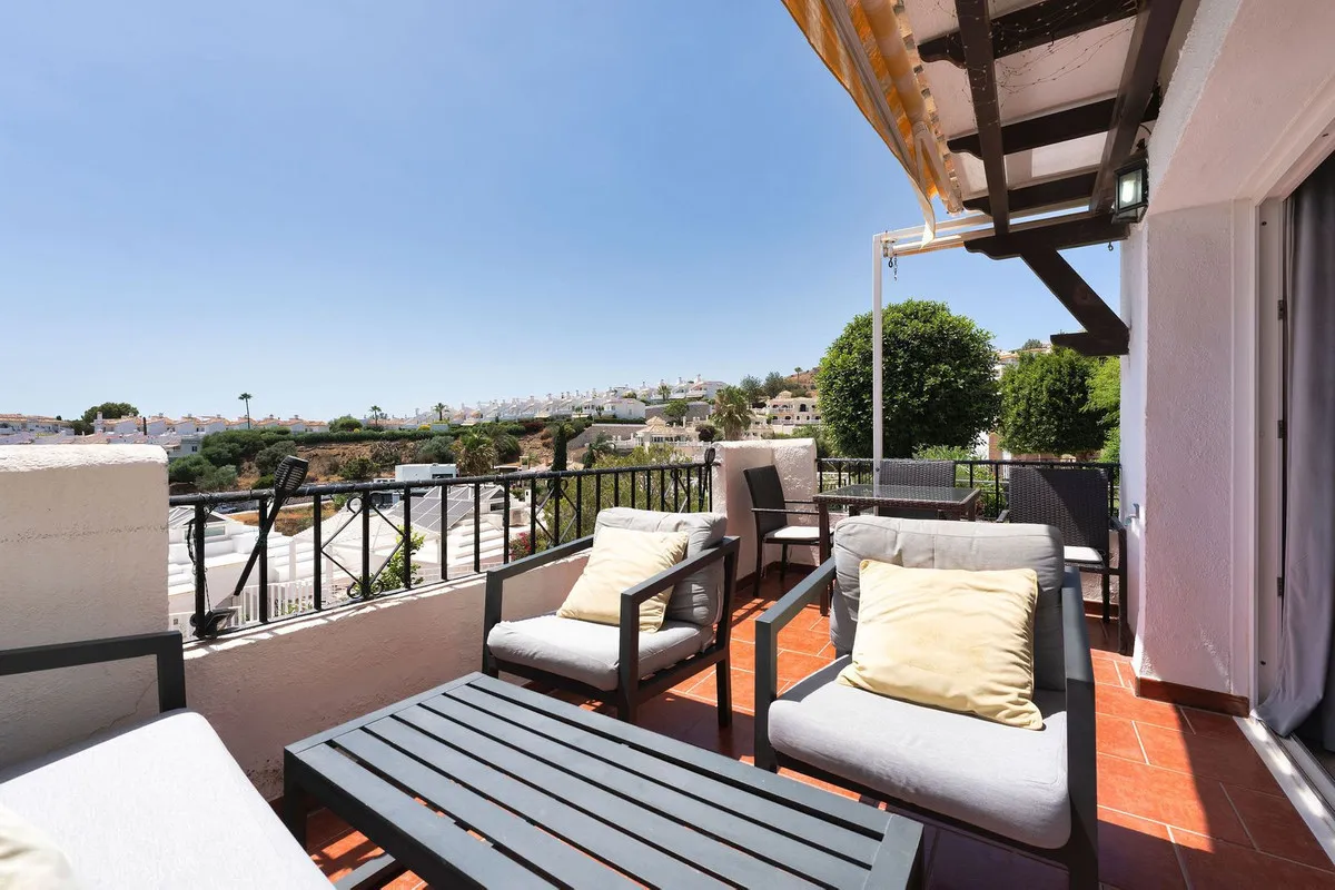 952df82d-924b-4d03-b11d-dfe3893516bb