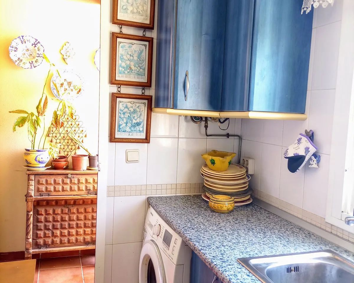 9ebb0824-c318-4e55-8ee9-12ede13dd971