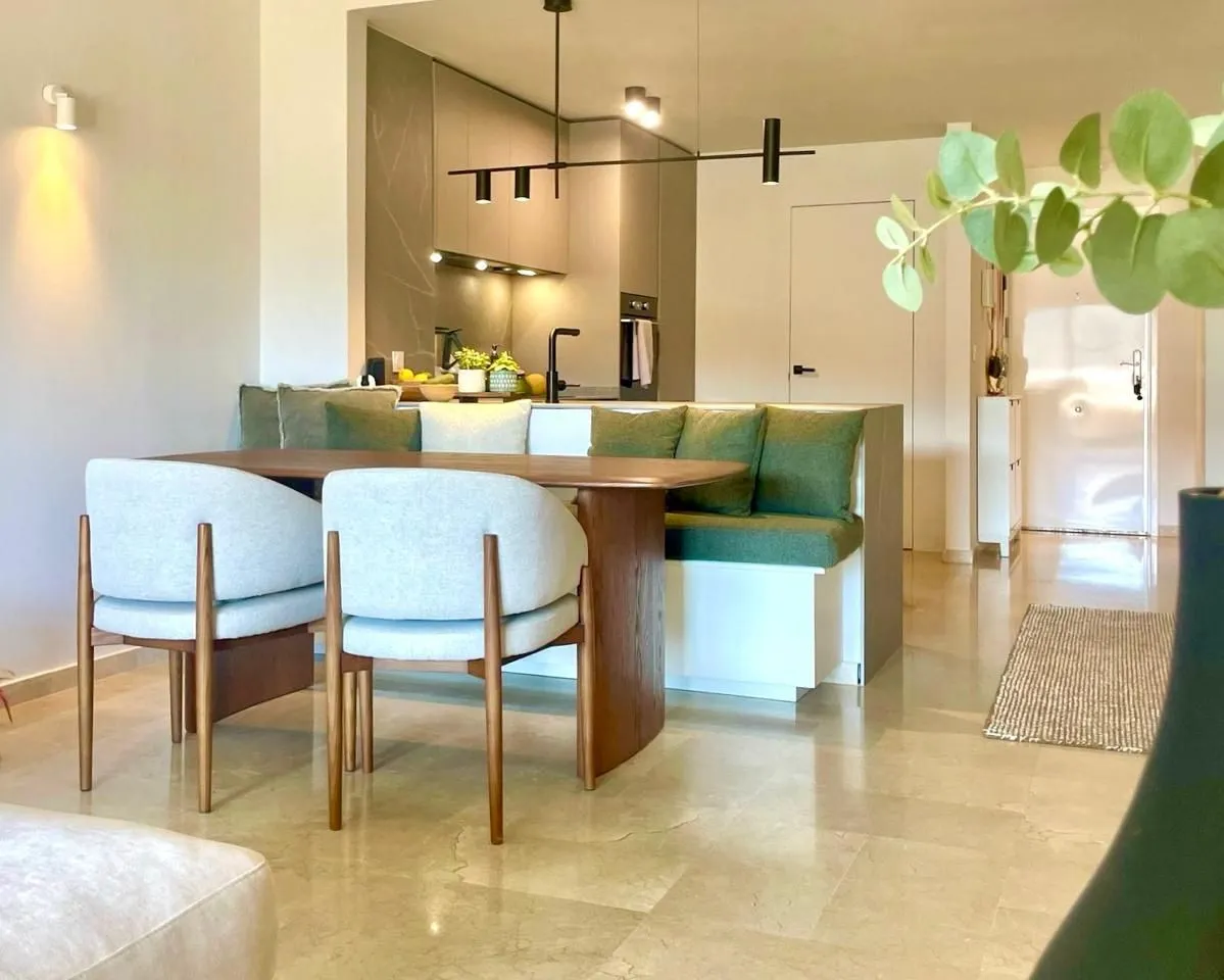 315fa780-2a7c-4334-8a9f-d7489700ff4e