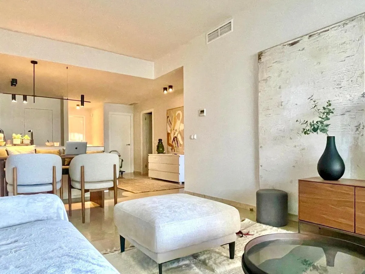 c7df7412-3ff5-4505-8214-ccf501ff0384