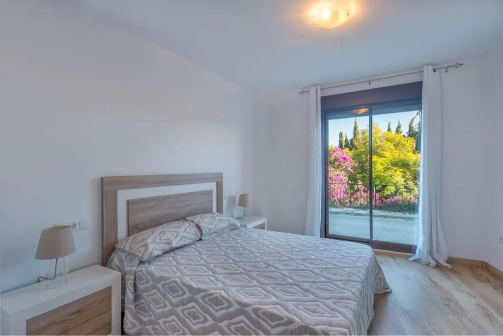 5bc9e5e9-1ca7-489c-983d-89b806a4d31d