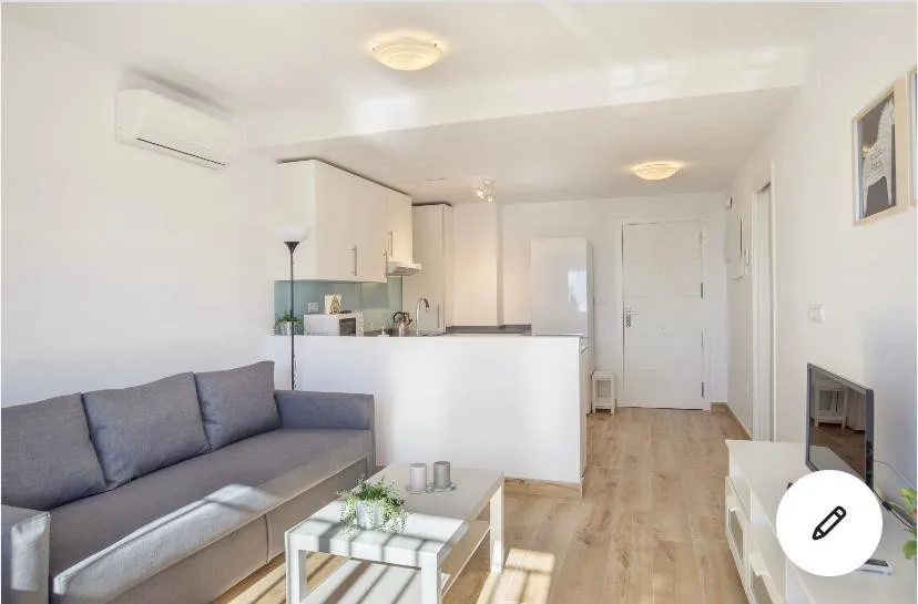 899bbee1-5709-462c-97d7-b169553ccdd0