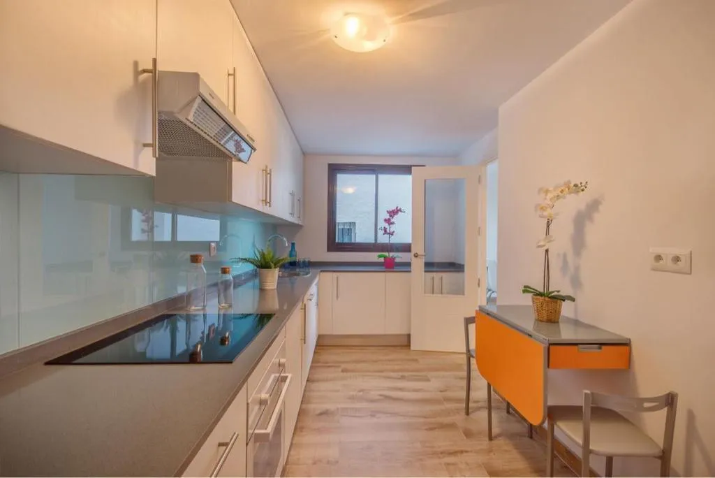 d0bb62b1-c016-4e9b-abbc-6c8a035c1c35