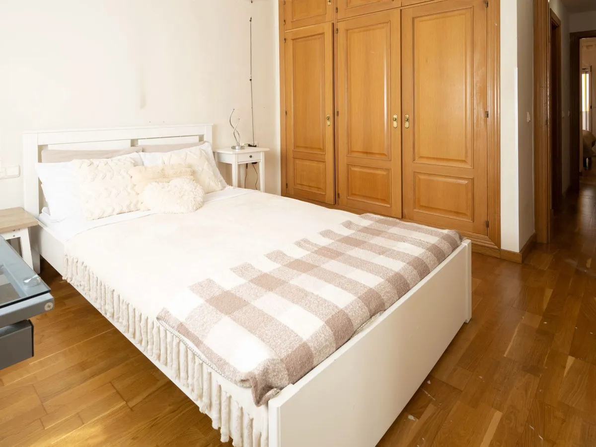 23c57909-fe94-418c-8a71-c9817a517352