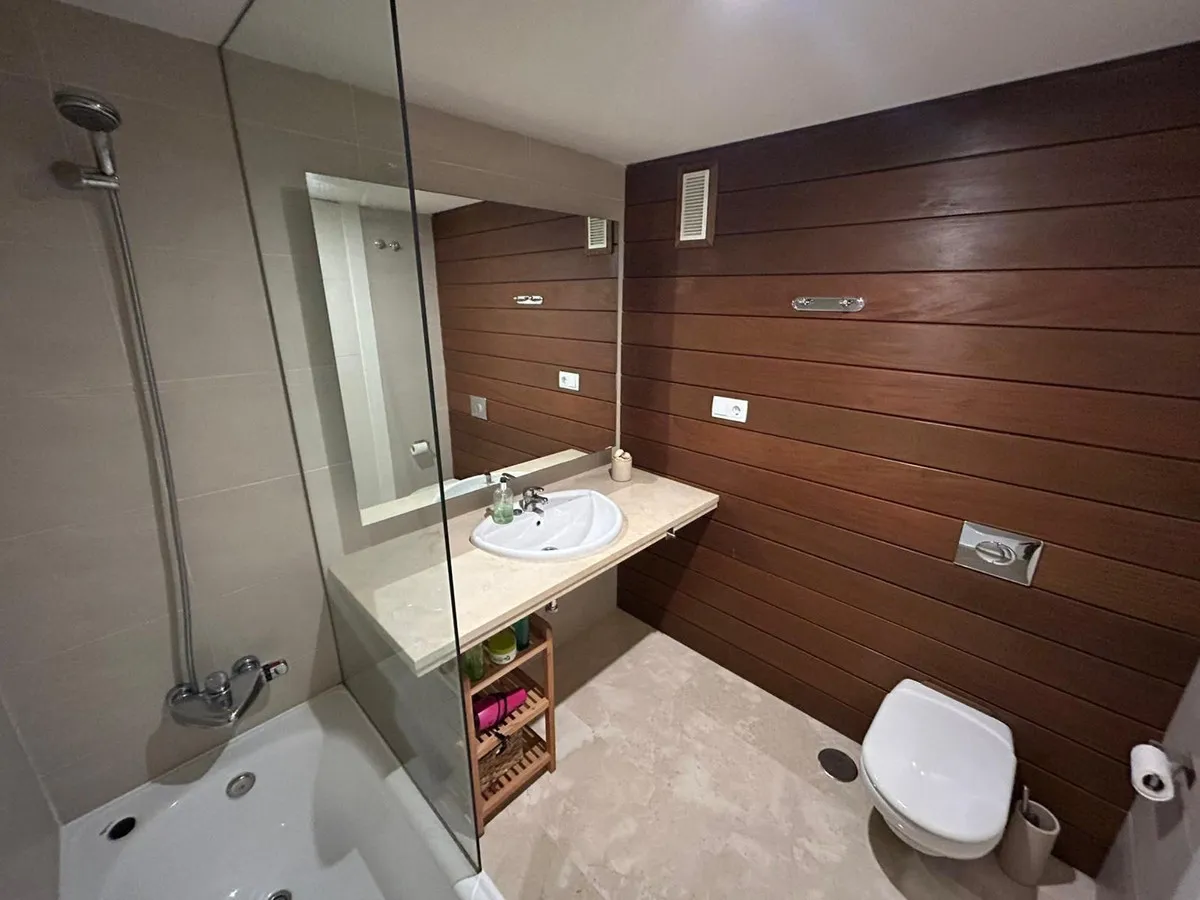 24a1058c-3f5d-4992-ab17-dc1a7b93fb24