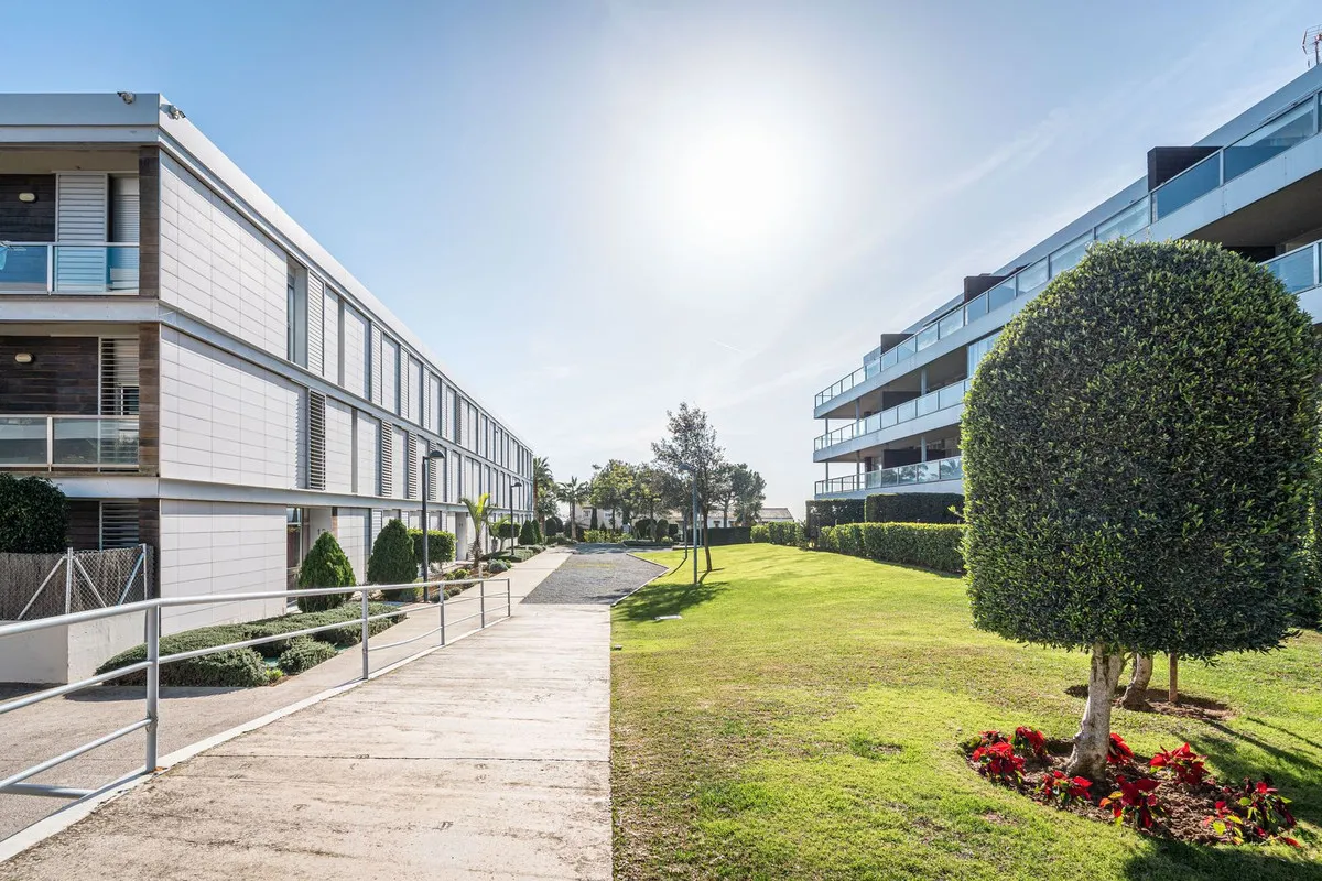 a2a88025-141d-416b-af38-365f879e4c5b