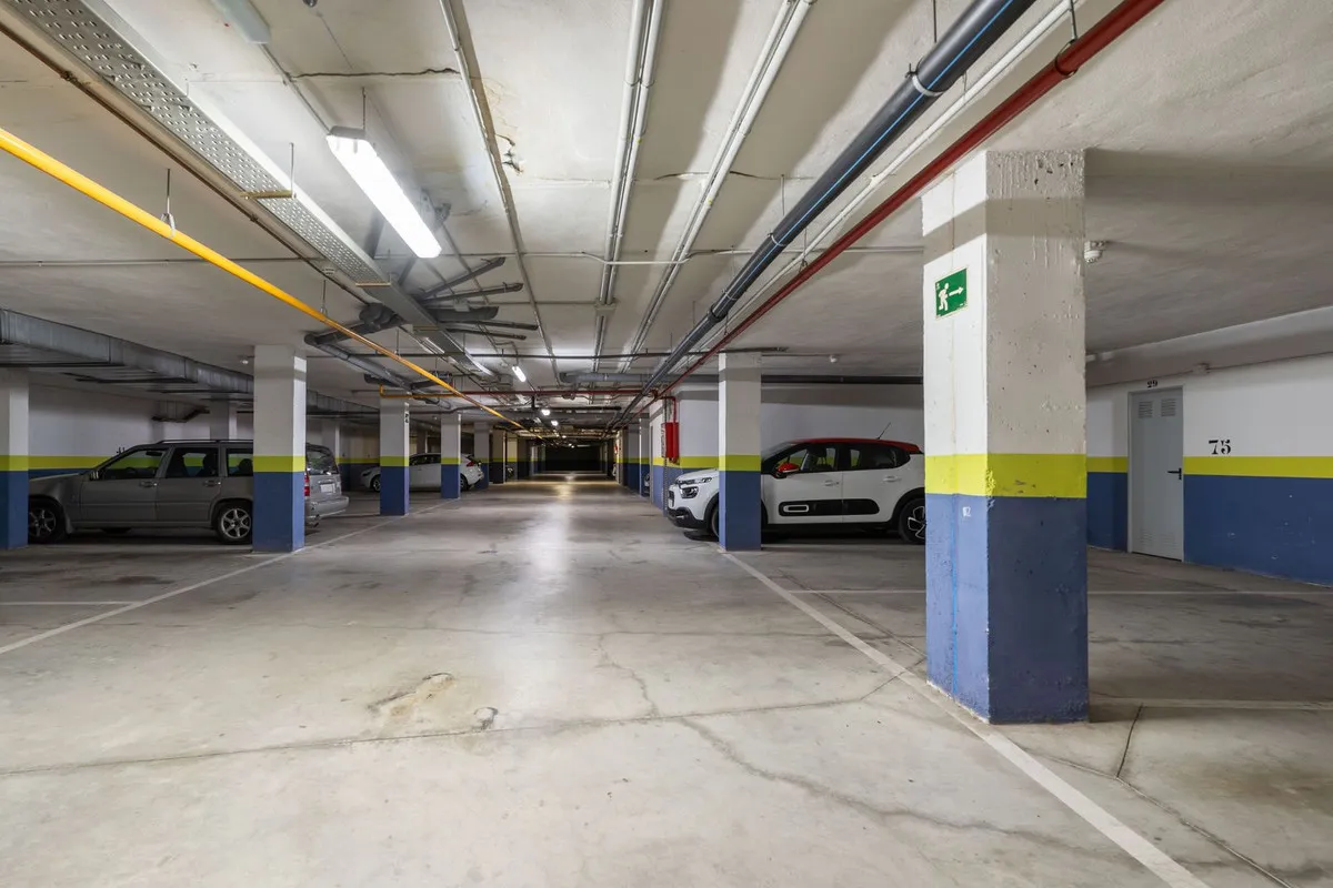 af7f9c21-4135-445a-af00-efa768483f4a