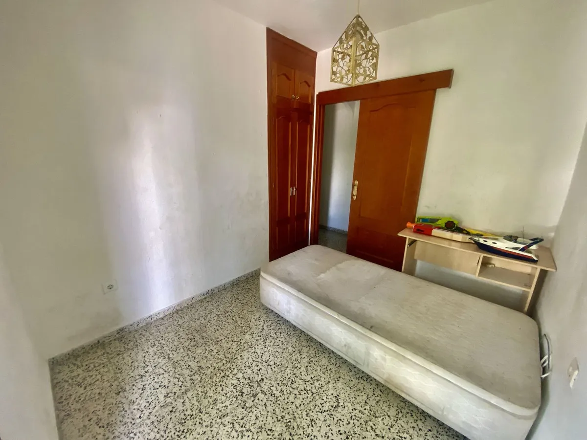 4eb4bb8d-858d-46c7-ae19-0079bee107d1