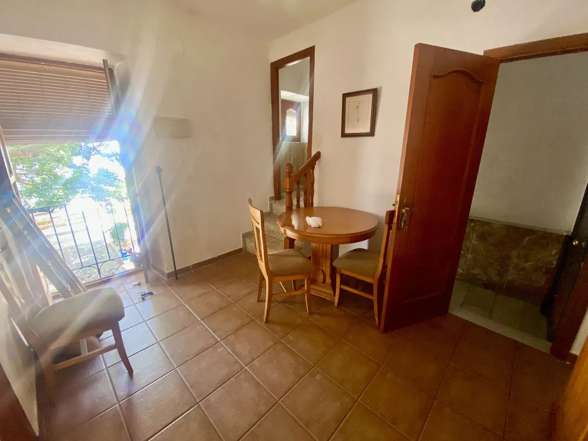 d77ceb29-b9fb-4e40-b4cc-d0da38735299