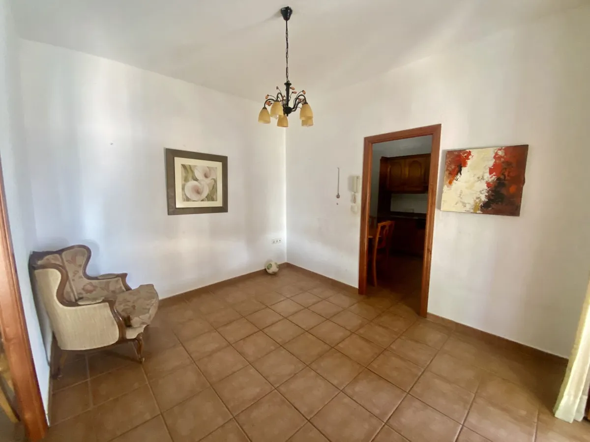 f8a9cd26-56a7-479a-97ef-293dd8b1c504