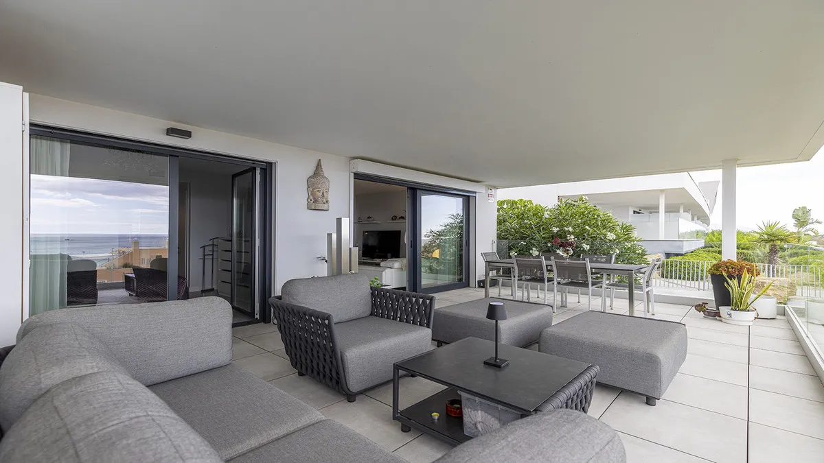 b1e67d69-e5ec-444c-932a-a719a8a43401