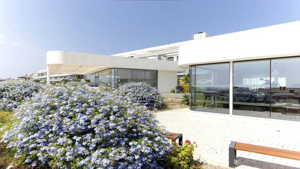 fb9f1409-e3f8-4953-abe5-5ea9080e9a43