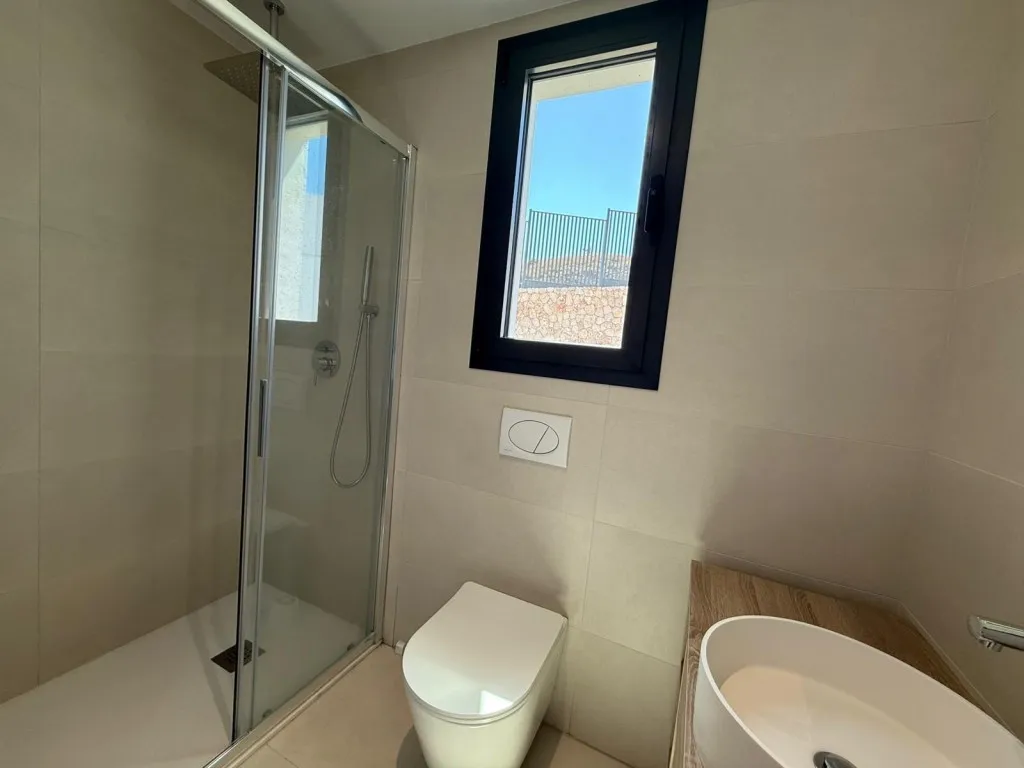 cf65fcd8-052b-454b-a30b-41c9dcec8f2c