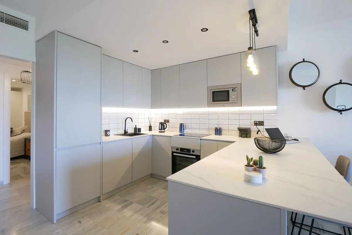 cc1b766d-e263-4568-80ca-45ff7ddc6a31