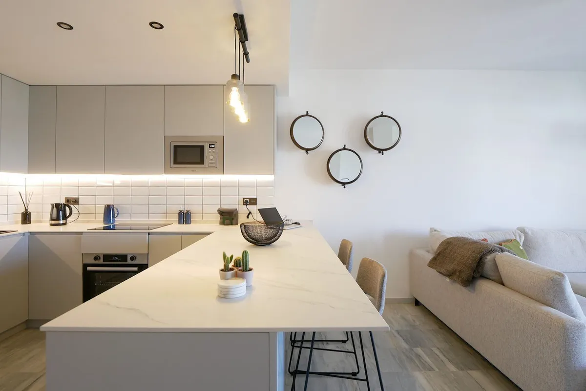 e04f02a6-a9c0-4662-b560-438410a82b50