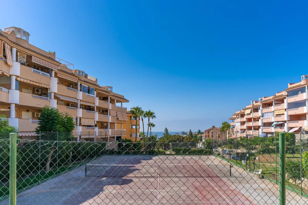 87e6e4cf-21a1-4112-a062-c855d8a15337