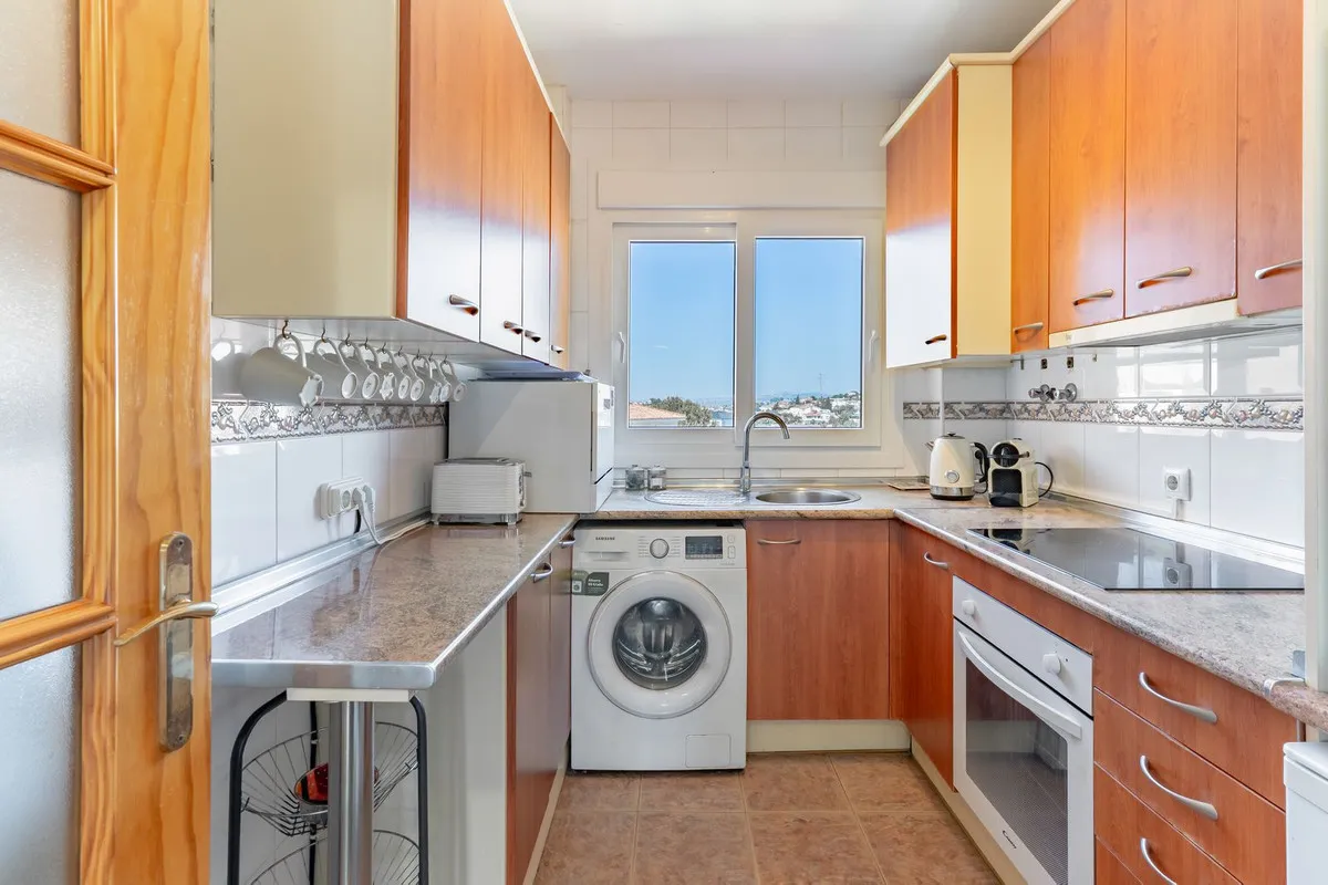 a8635ca1-eddf-4b5e-9acd-c0632c374859