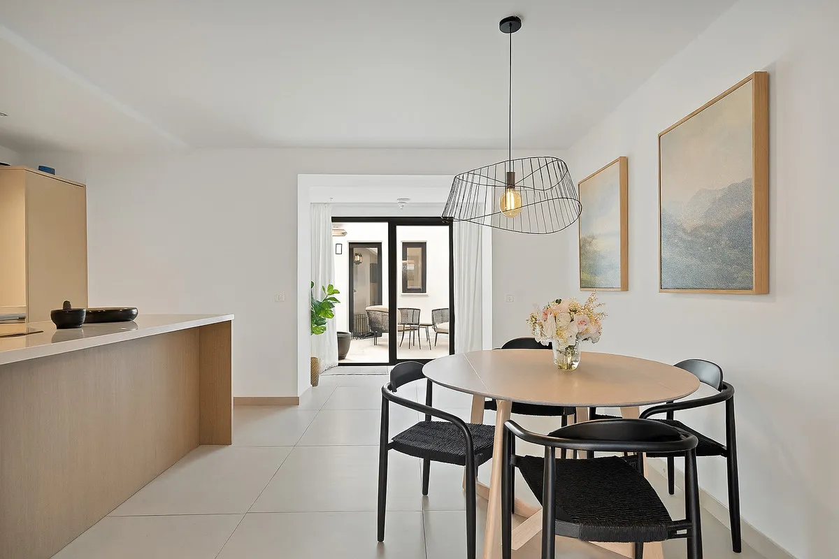 6d6c44ce-ff2d-47c1-9bb2-846ecd92ee67