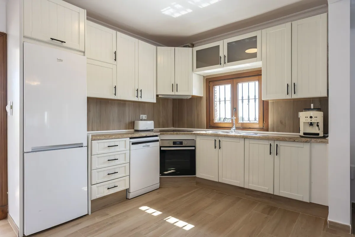 3e7235ef-66a3-46a0-9b1f-7829ea619ec3