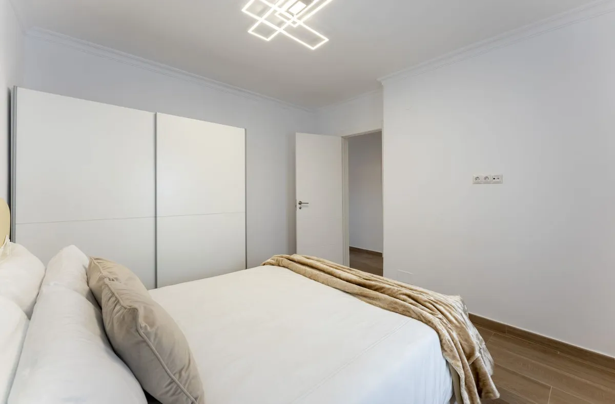 6db68d72-6d8d-49e0-b992-608759fe0406