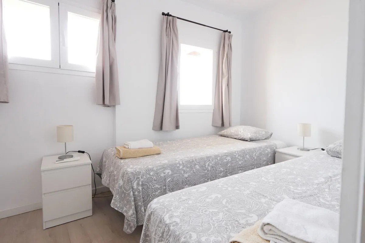 cdbc9482-bf82-4ad8-97ef-129bf61bce5f