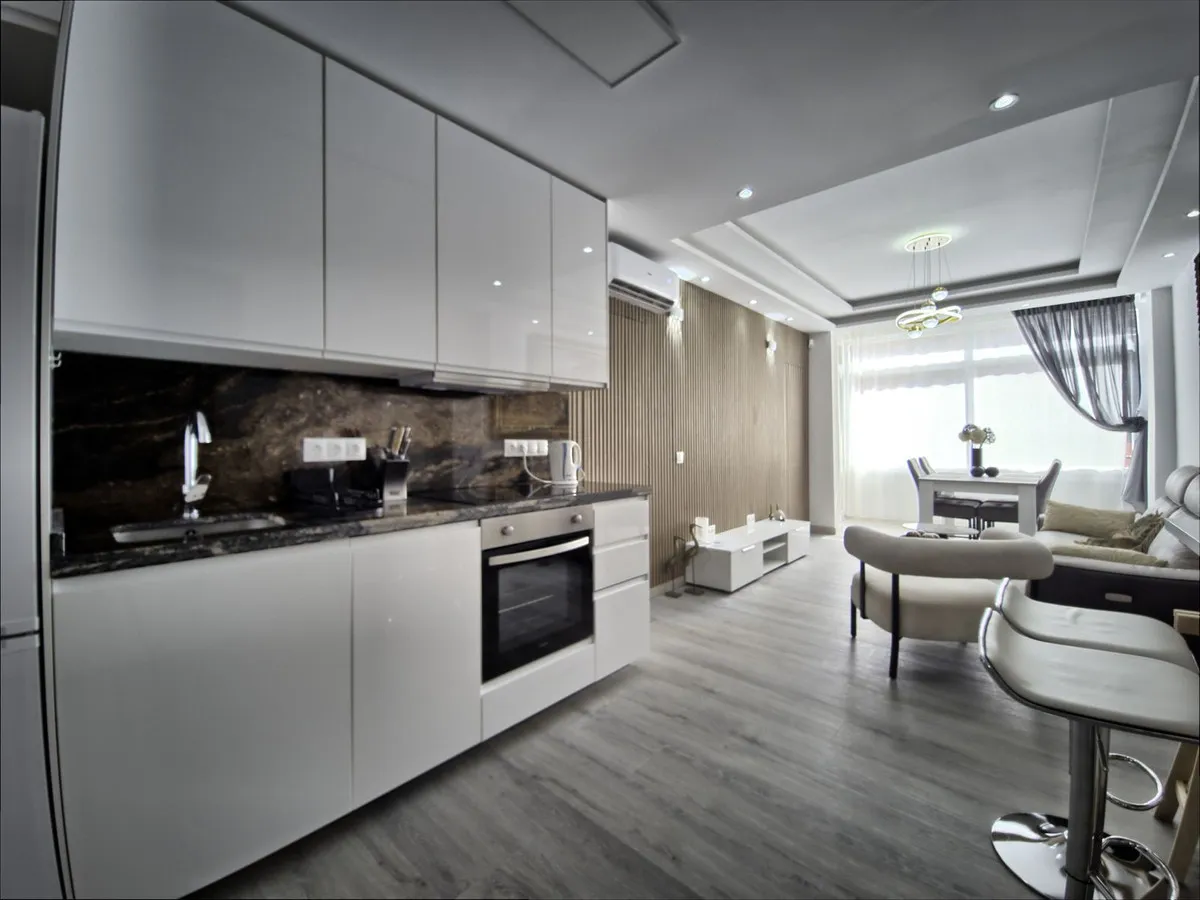 13b9e8fd-eabd-483f-bbd1-50acd4320d7d