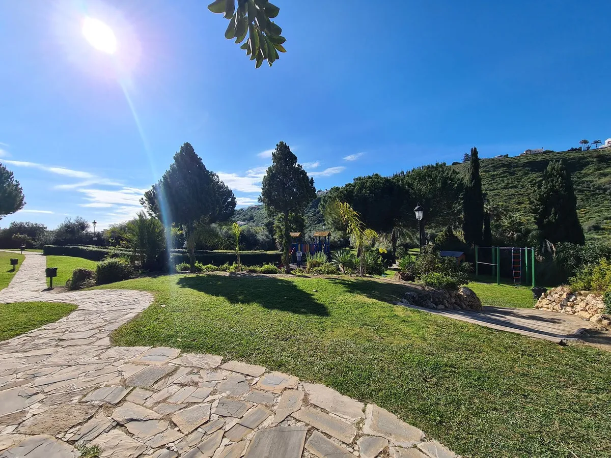 3896c93c-5c4b-4a8a-b177-a14c62622668