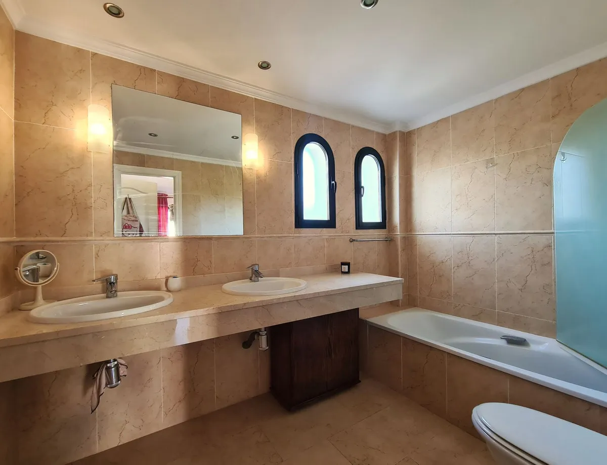 3f46270e-a7bf-4ac0-b70e-c43fe76eaaec