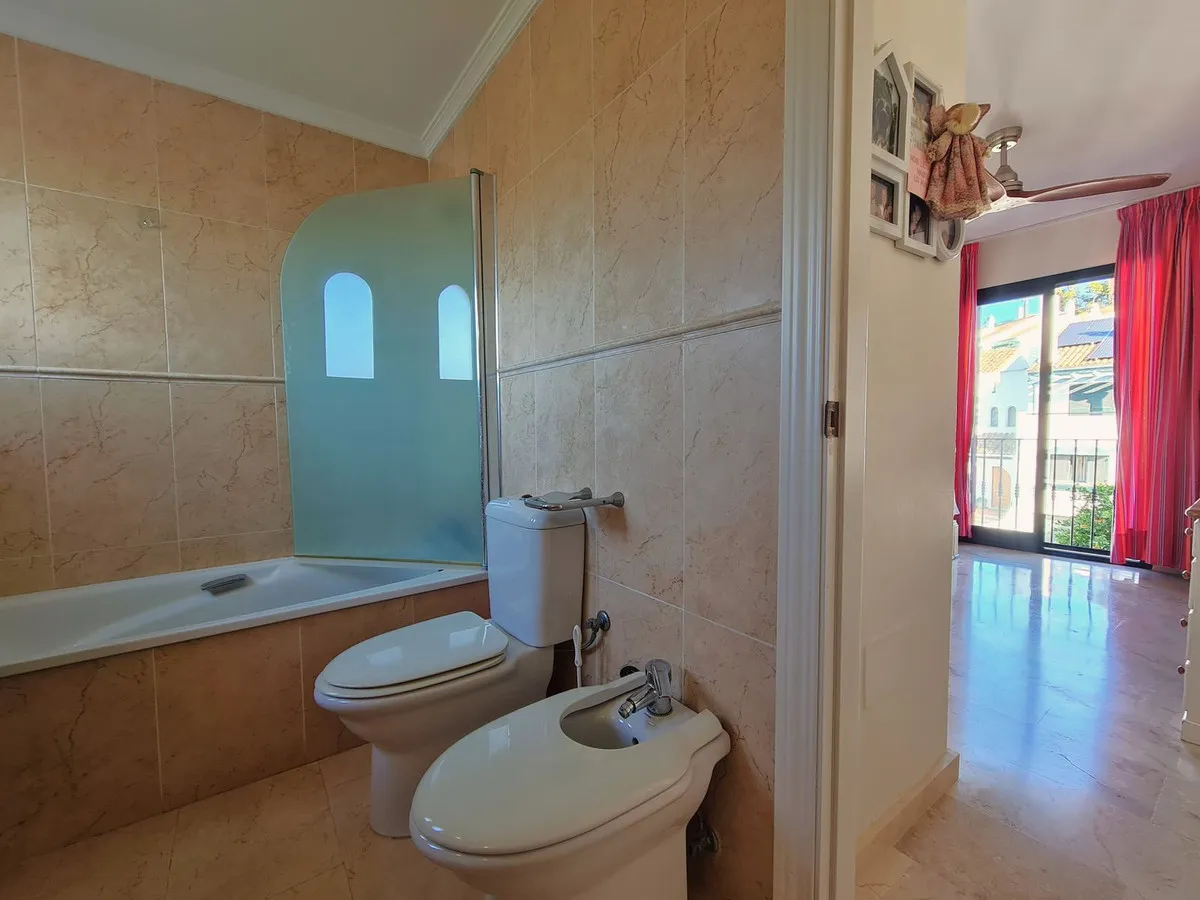 7fc7450a-9fd5-403c-b5a3-2646080277b5