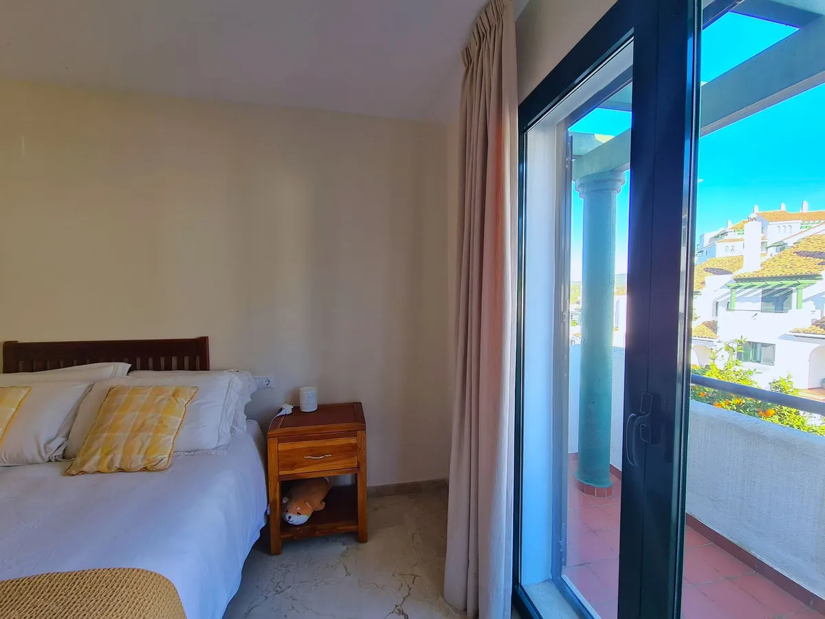 9b697f1e-5501-439c-9543-381d6d836801