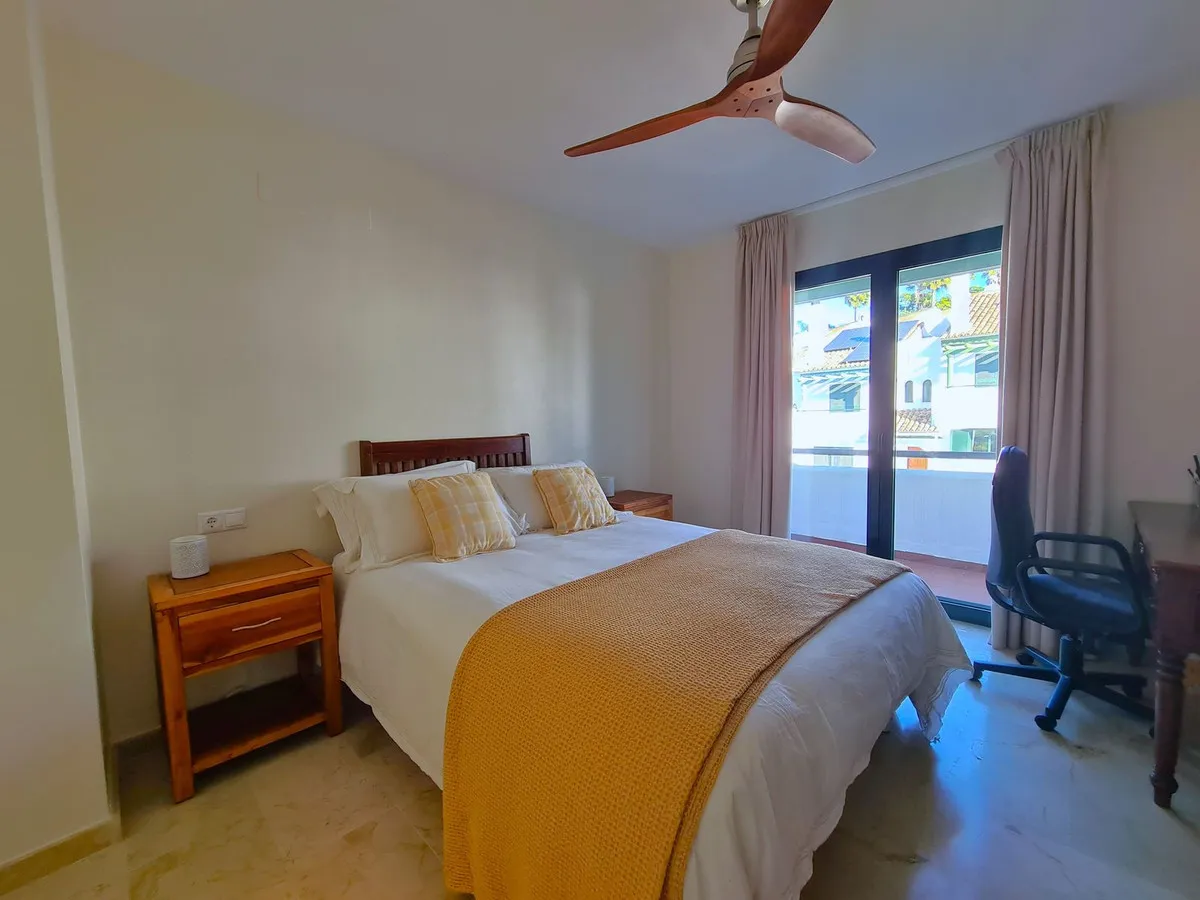 e35d0d7b-f2e4-460f-8068-24fc020bbf45