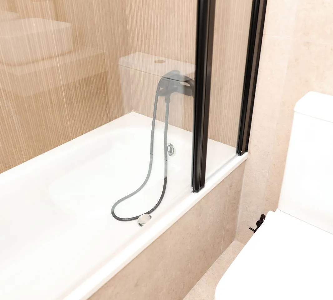 f7728dd9-223d-47e6-b3ba-59884663fdd7