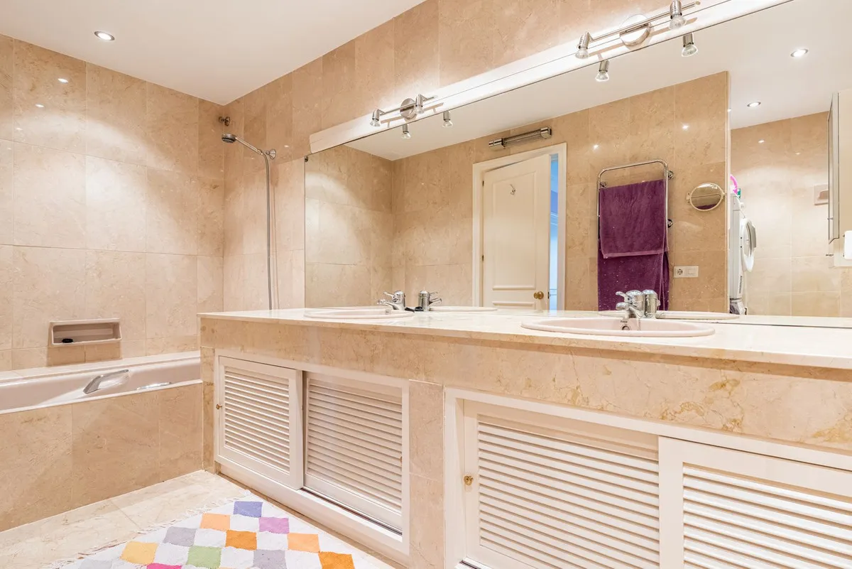 2cf3d156-9d39-4eae-bd53-fe09091794d4