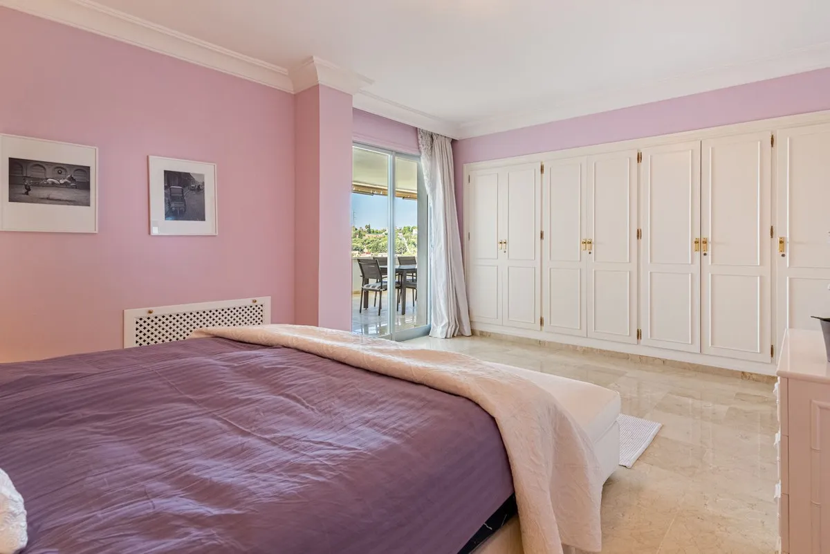 7b3d57c2-f8eb-4969-b102-d6dab1fea5e1