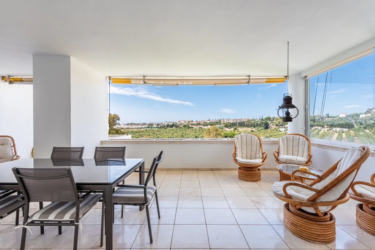 8c43290a-8a41-478e-8287-c0dac40e8a6a