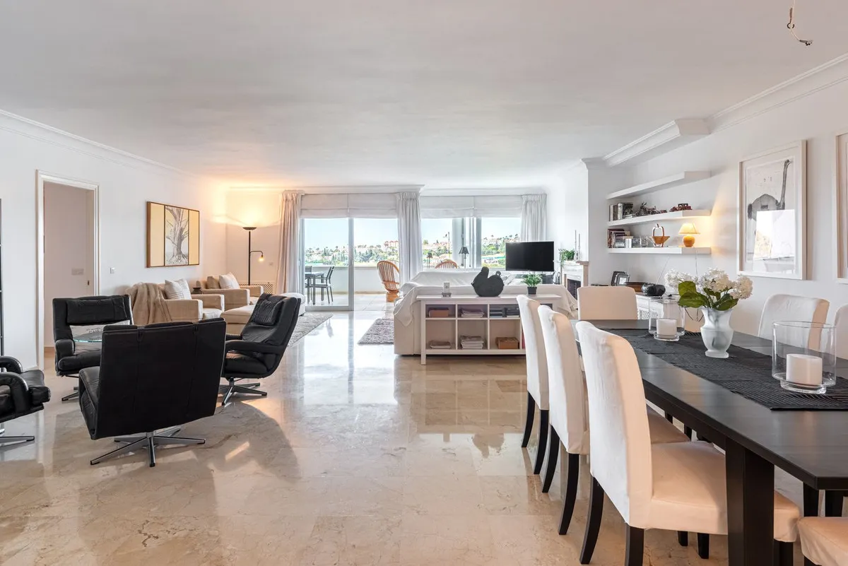 f71811ec-eaca-44bd-bcdb-a956c120f5d5