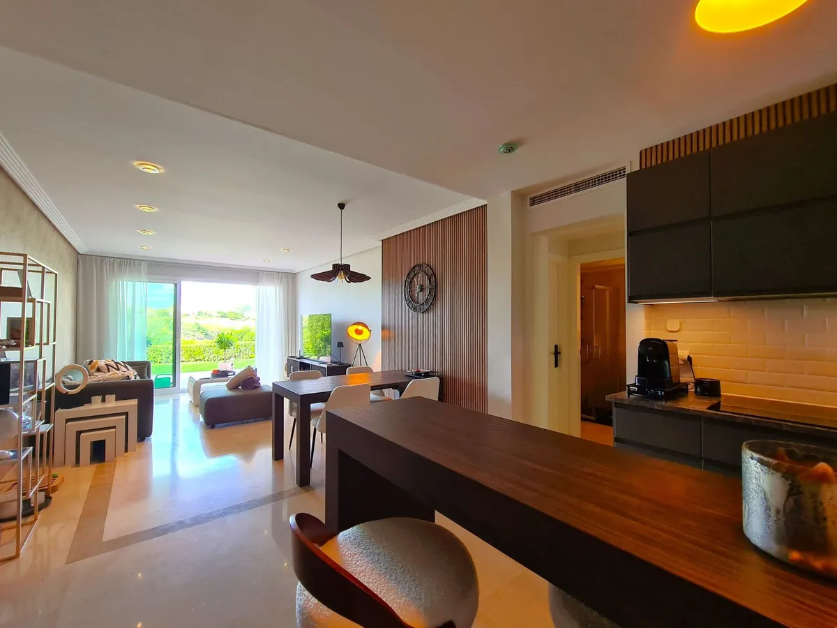 dbb0856f-d11c-44cb-b2ca-81c2d4fd16f8