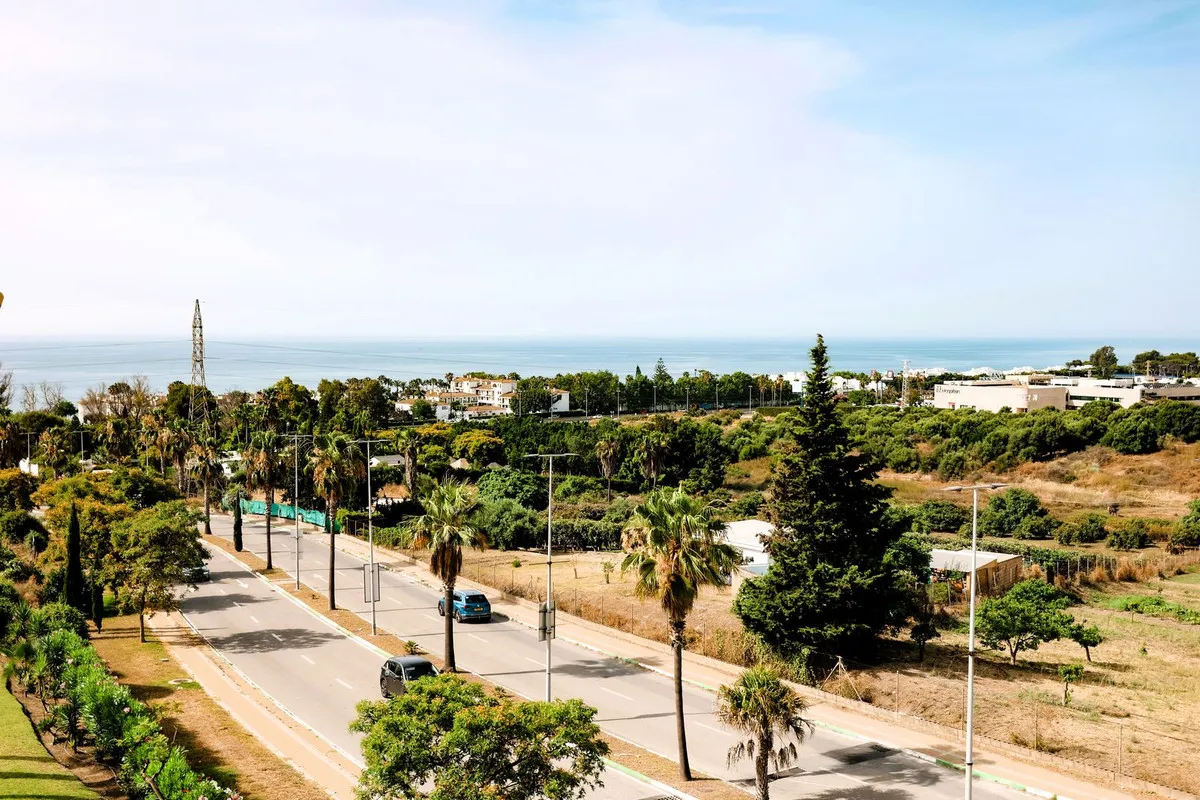 5e70055c-f838-417b-8fb4-7bec8901a299