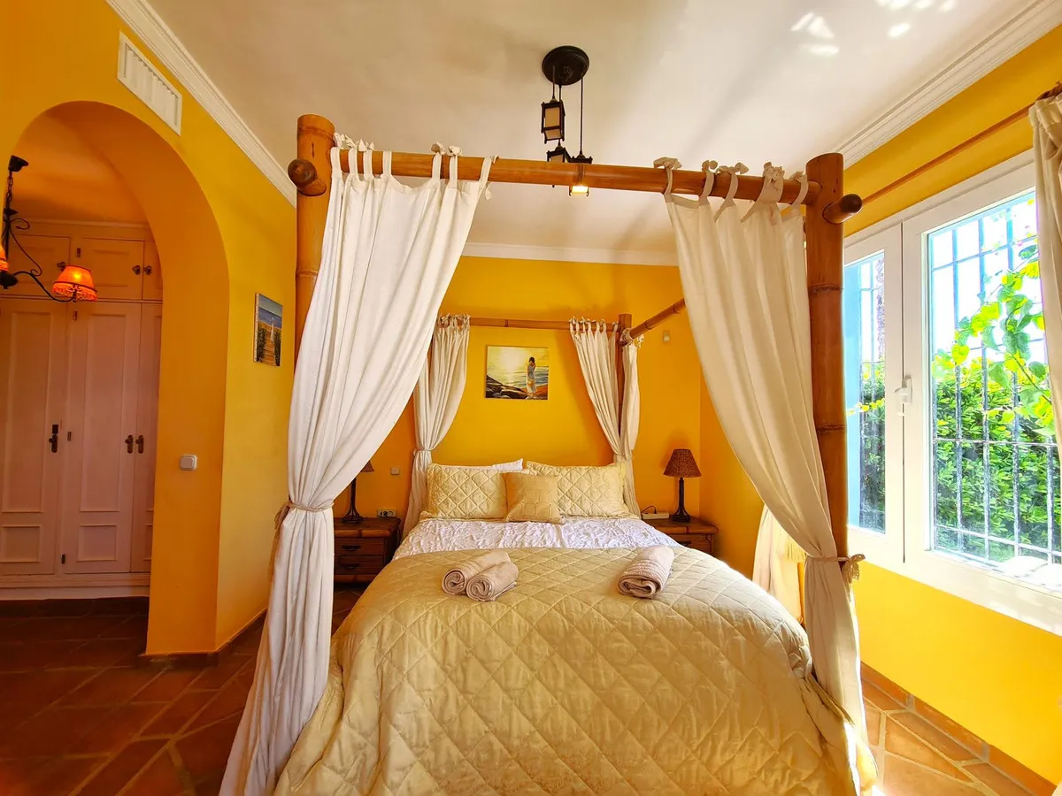 0400aea1-8156-4605-8158-9193c8617d7d