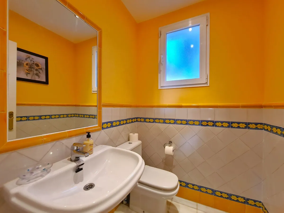 8dad9c3e-2d9e-4040-8f94-3b91f6fc44da