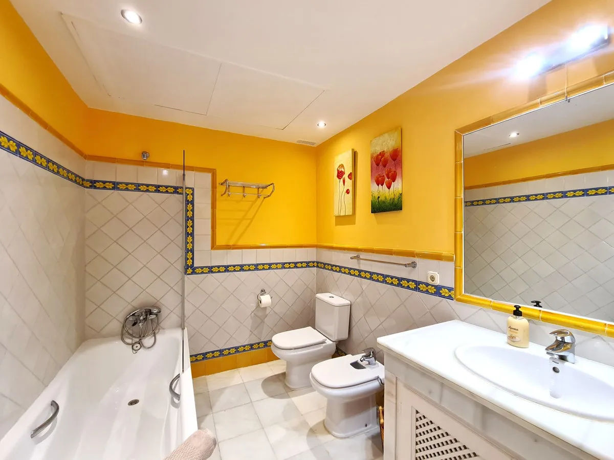 aba8f4d1-229f-4bc5-b05b-bcc4c96794c8