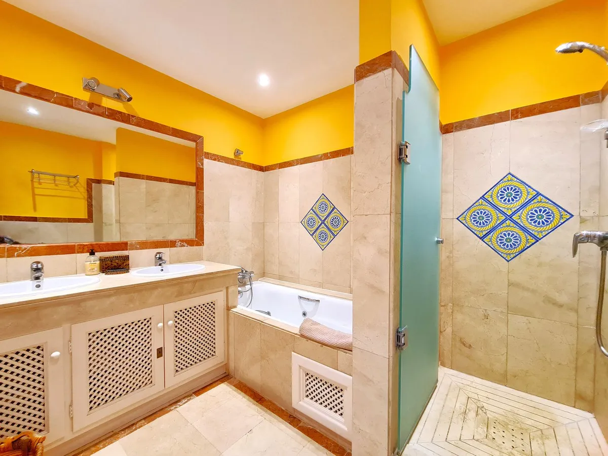 c5a15af8-1582-47ff-9c09-419fc1776ca8