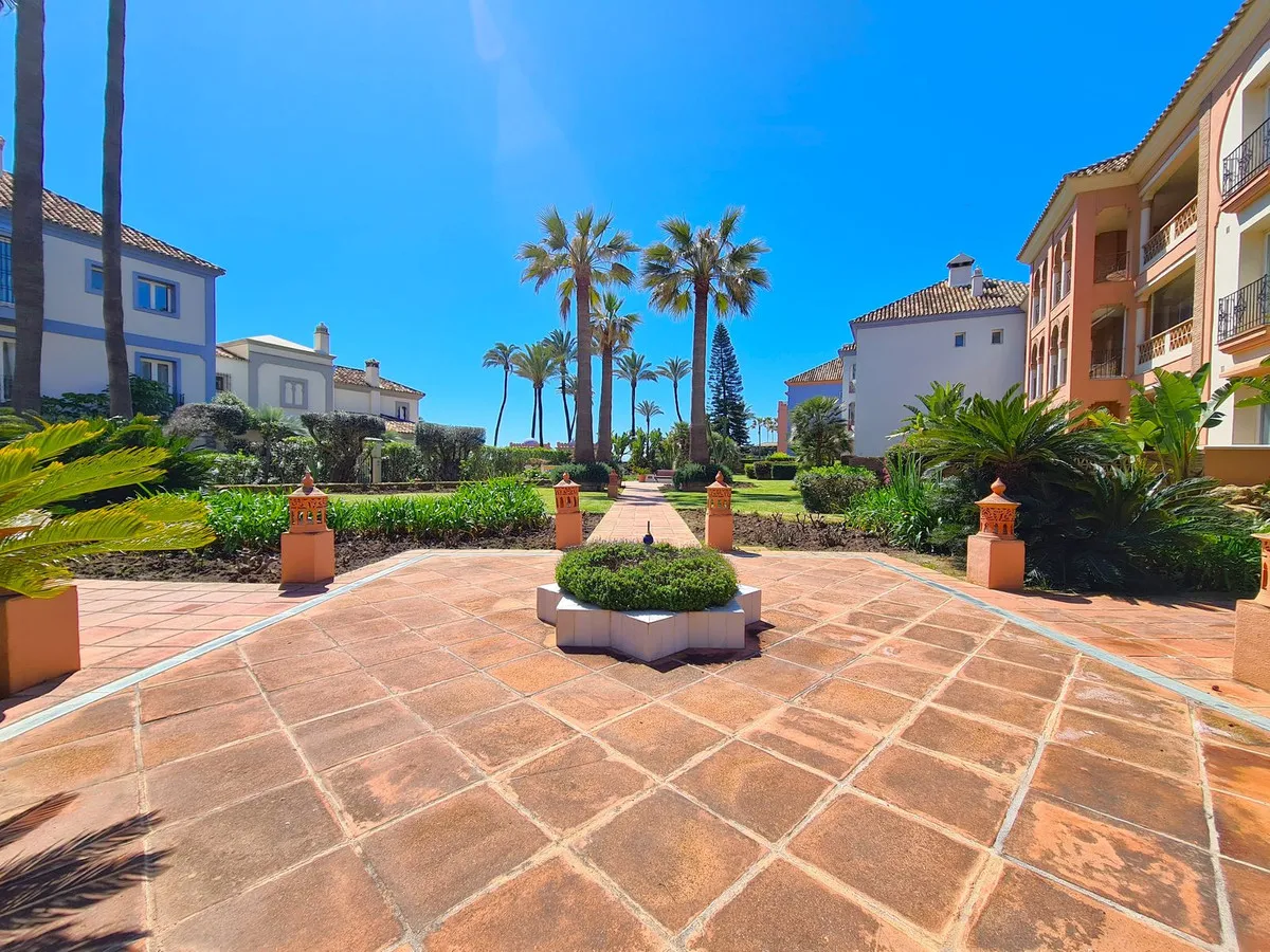 d7ca0f72-9a8f-45c8-94b7-57683892209a