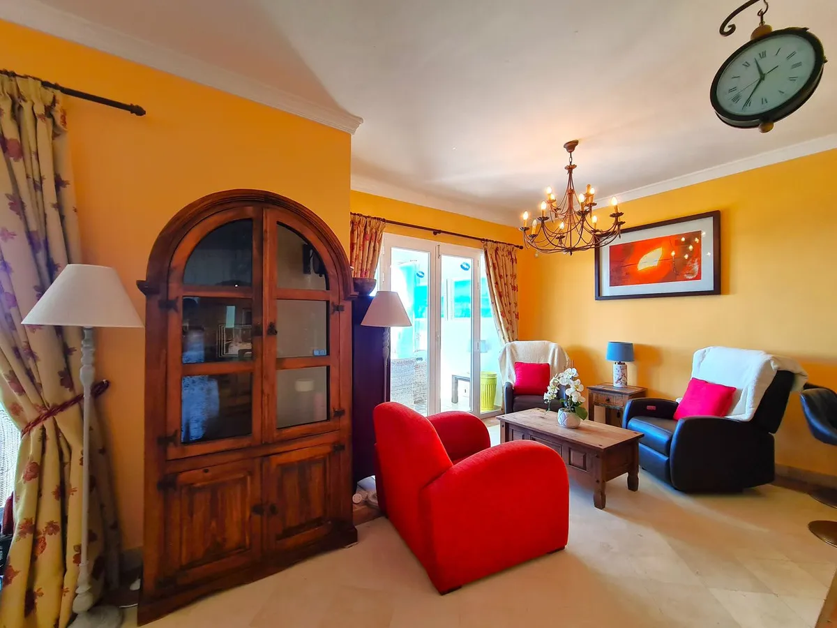 f243dbde-d3ec-4e53-bbe6-ac2a74c87b3d